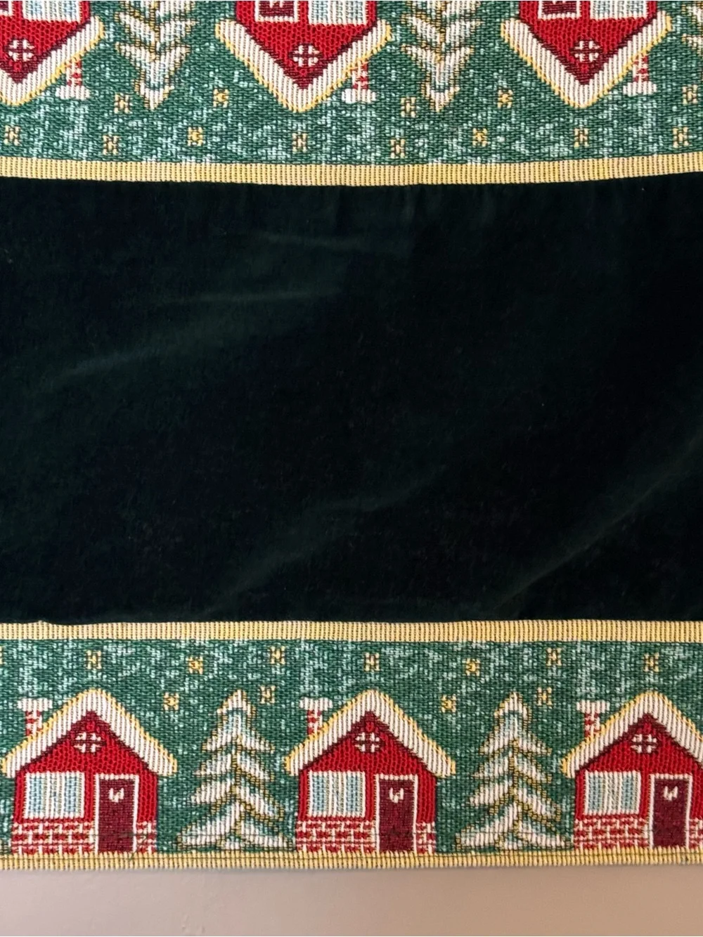 Vintage Holiday Velvet Placemat Pair Cozy Cabin Border Christmas Decor